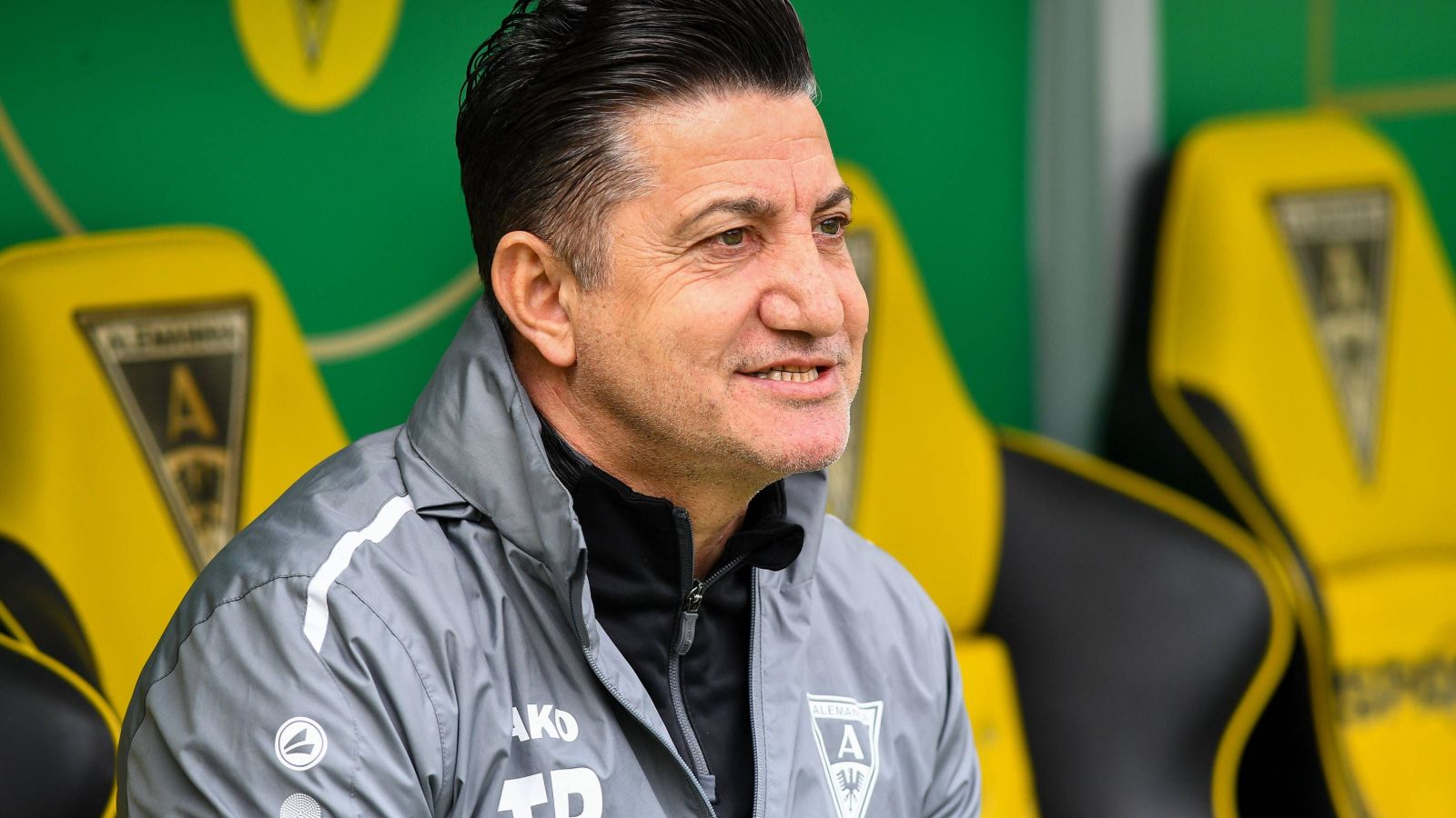 Alemannia Aachens Trainer Gökhan Demirci durfte sich über einen 1:0-Heimsieg gegen Borussia Mönchengladbach 2 freuen.