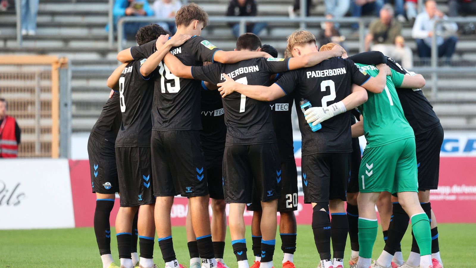 Die zweite Mannschaft des SC Paderborn 07 trotzte dem Nachwuchs von Borussia Dortmund im U 23-Duell ein 1:1 ab.