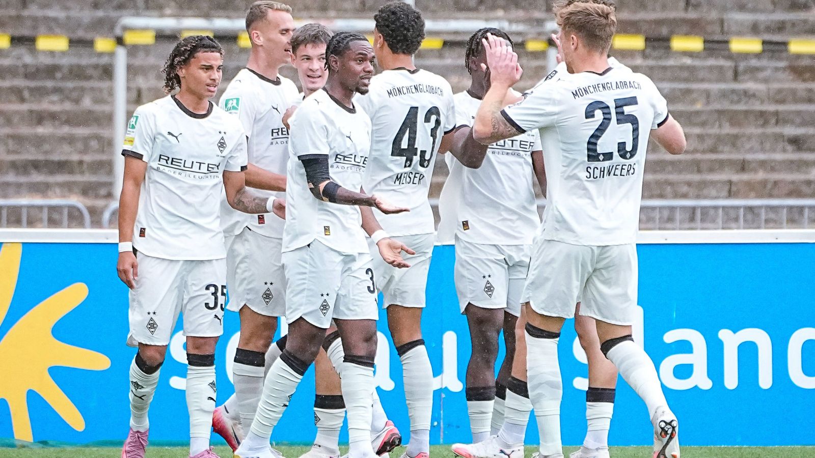 Die U 23 von Borussia Mönchengladbach hatte beim 4:1 im Nachwuchsduell gegen Aufsteiger VfL Bochum oft Grund zum Jubeln.