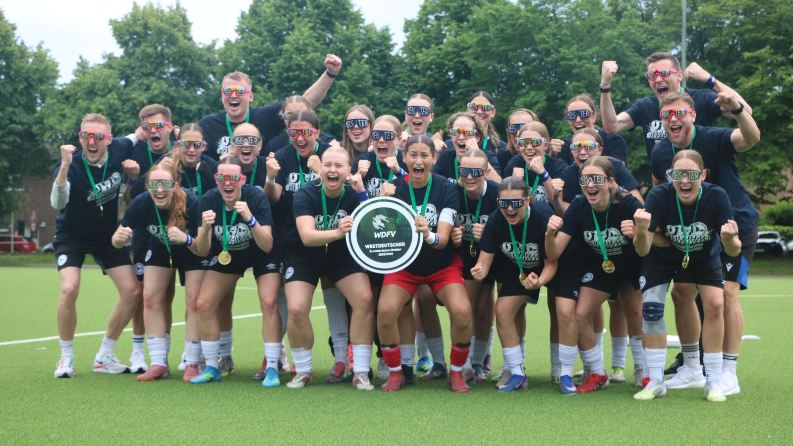Meisterehrung B-Juniorinnen-Regionalliga West | Arminia Bielefeld